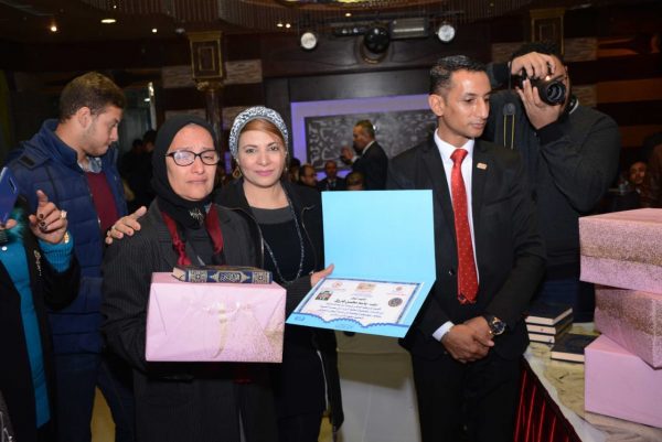 بالصور.. تكريم شهداء الوطن تحت عنوان ولادك فداكي يا مصر 45