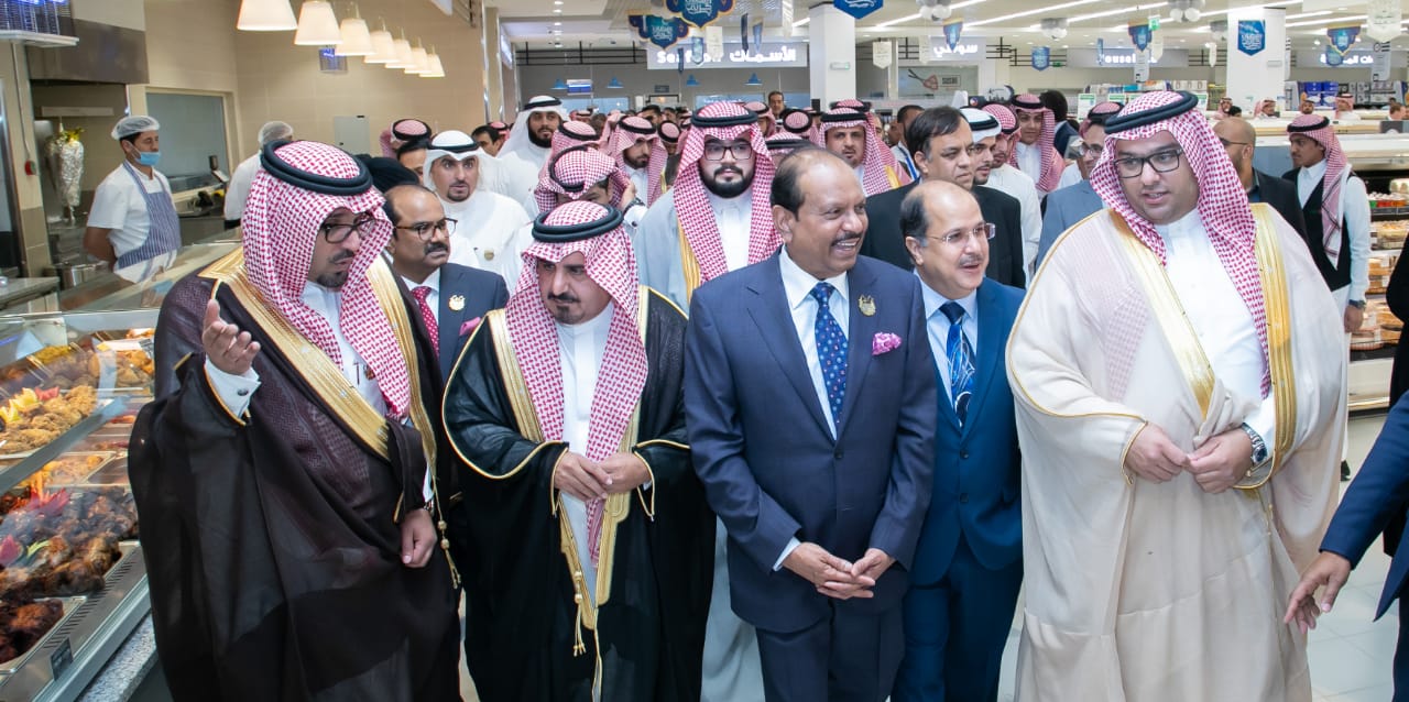 اللولو تفتتح هايبرماركت جديد في الرياض 7