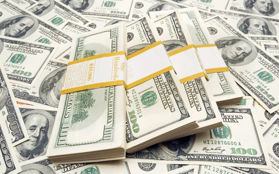 توقعات سعر الدولار مقابل الجنيه المصري.. كل يغني على ليلاه 3