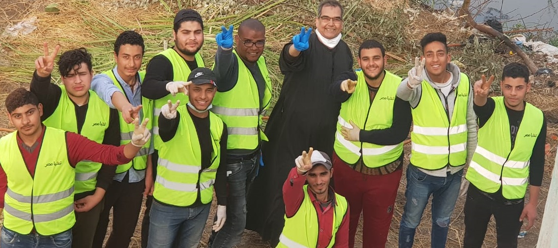 صور.. اللواء أبوالمجد البحيري يدعم شباب برية لا صيفر في مواجهة كورونا 15 صور.. اللواء أبوالمجد البحيري يدعم شباب برية لا صيفر في مواجهة كورونا 15