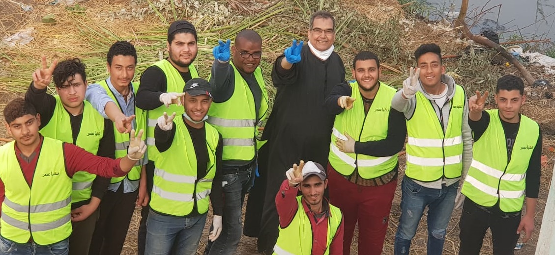 صور.. اللواء أبوالمجد البحيري يدعم شباب برية لا صيفر في مواجهة كورونا 14 صور.. اللواء أبوالمجد البحيري يدعم شباب برية لا صيفر في مواجهة كورونا 14