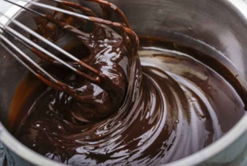 طريقة عمل صوص الشوكولاتة بالكاكاو 3 طريقة صوص الشوكولاتة بالكاكاو