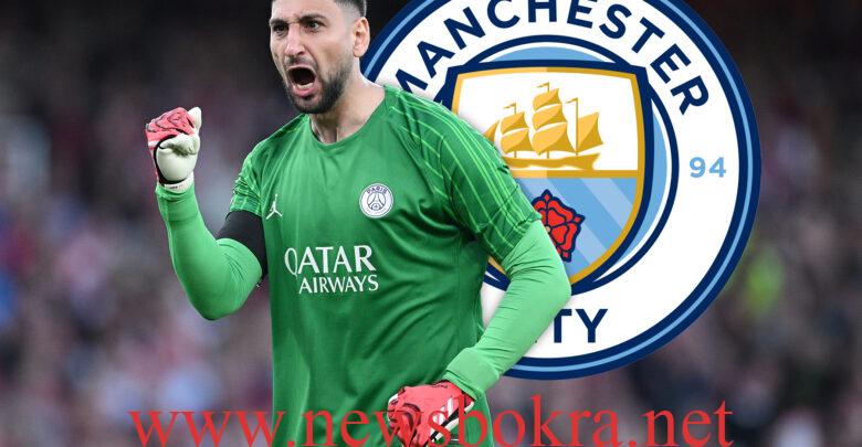 donnarumma دوناروما يرتدي قميص مانشستر سيتي 1