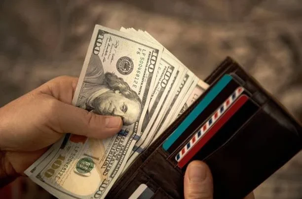سعر الدولار